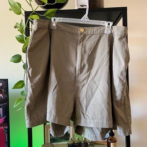 Big Bud Press Trouser Shorts - BNWOT - 2XL - Plus Size Khaki Grey Shorts